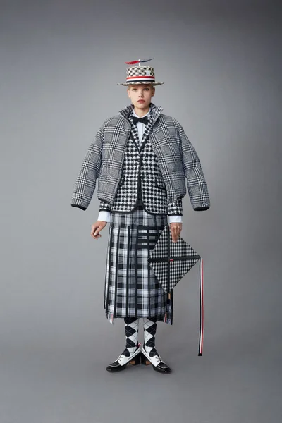 Look 50